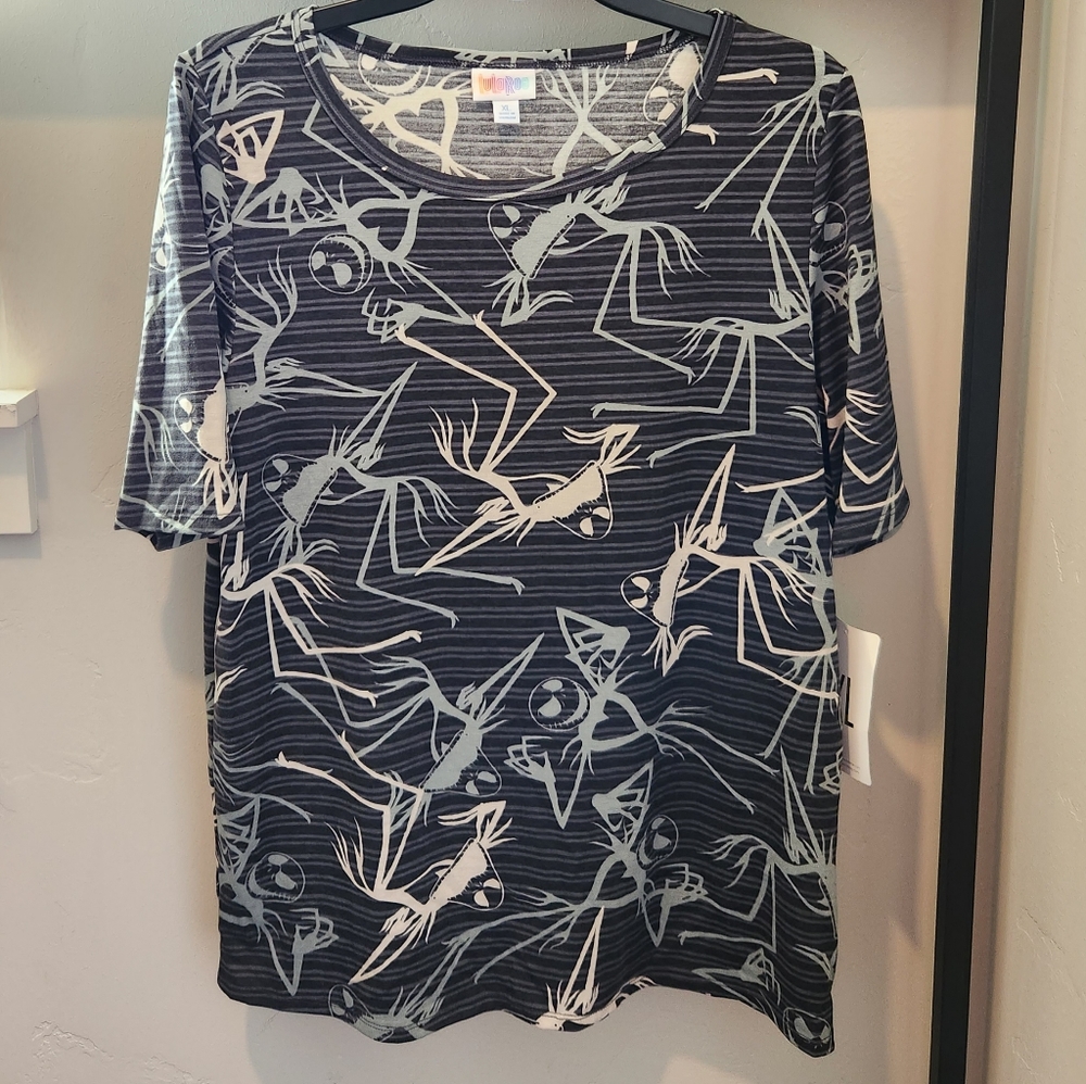 $15  sale Nwt. Lularoe Nightmare before Christmas Gigi
